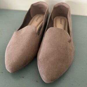 Taupe Flats